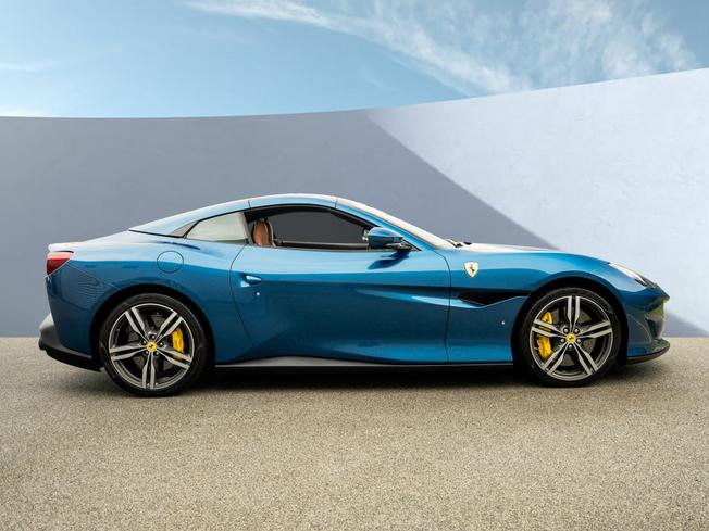 FERRARI Portofino Photo 11