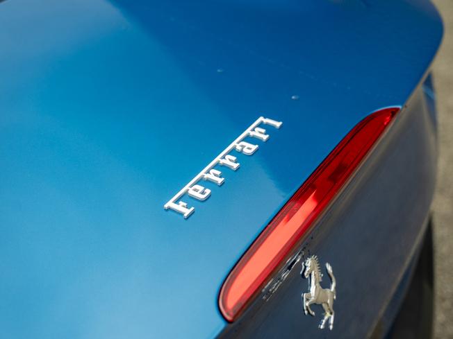 FERRARI Portofino Photo 12