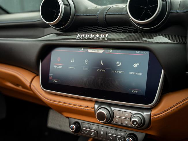 FERRARI Portofino Photo 25