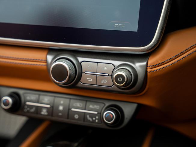 FERRARI Portofino Photo 26