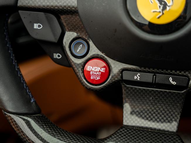 FERRARI Portofino Photo 29