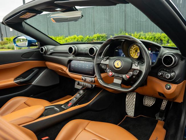 FERRARI Portofino Photo 30