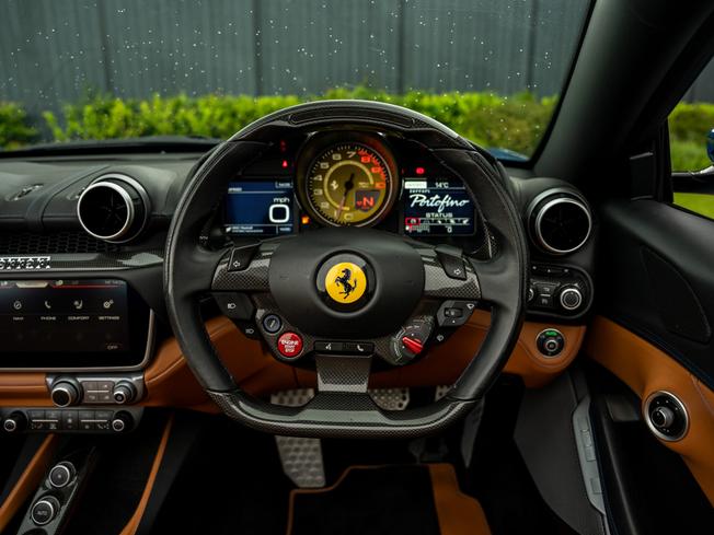FERRARI Portofino Photo 34