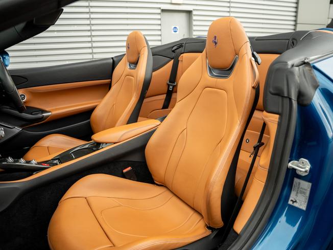 FERRARI Portofino Photo 39