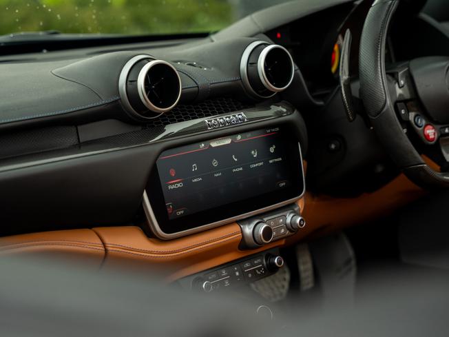 FERRARI Portofino Photo 42