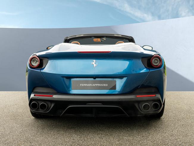 FERRARI Portofino Photo 8