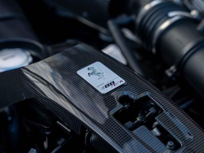 FERRARI 488 Photo 39