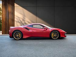 FERRARI 488 Photo 5