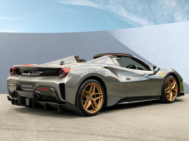 FERRARI 488 Pista Spider Photo 3