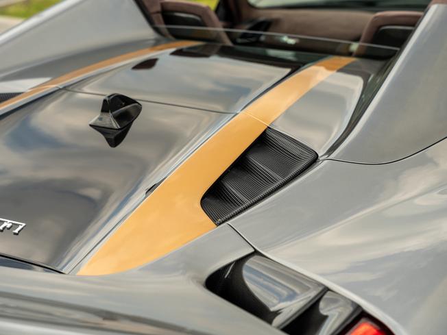 FERRARI 488 Pista Spider Photo 38