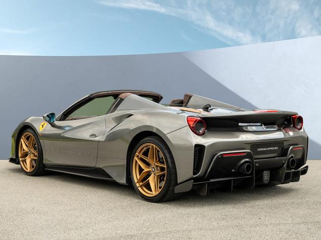 FERRARI 488 Pista Spider Photo 4