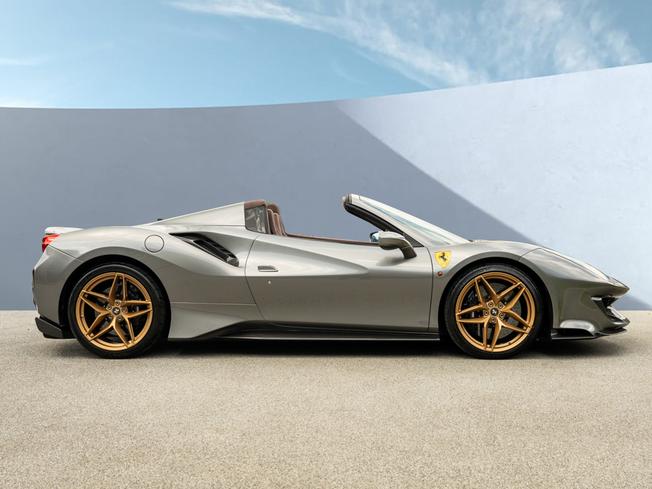 FERRARI 488 Pista Spider Photo 5