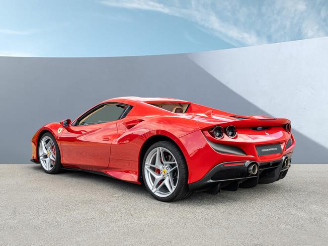 FERRARI F8 Spider Photo 10