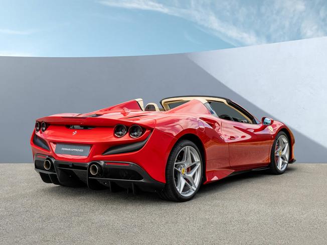 FERRARI F8 Spider Photo 3