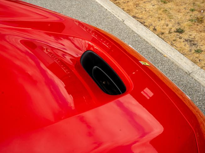 FERRARI F8 Spider Photo 37