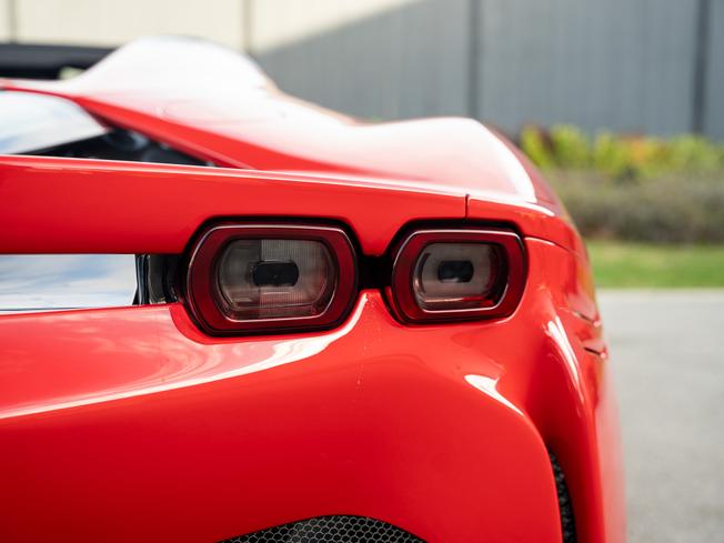 FERRARI Sf90 Photo 30