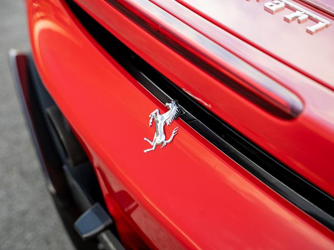 FERRARI Sf90 Photo 31