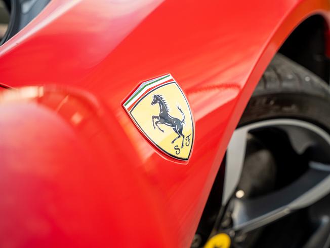 FERRARI Sf90 Photo 35
