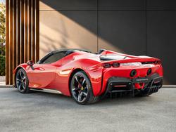 FERRARI Sf90 Photo 4