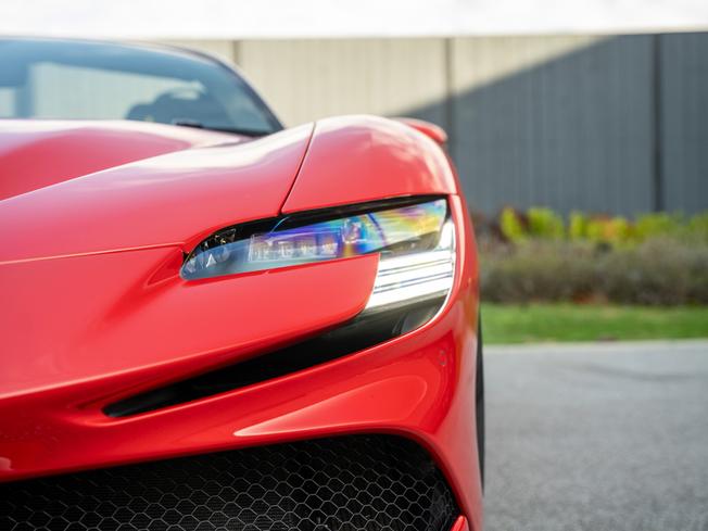 FERRARI Sf90 Photo 43