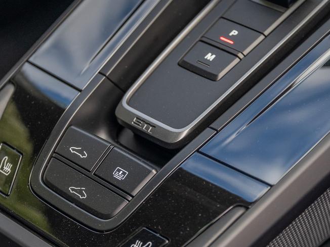 PORSCHE 911 Photo 27