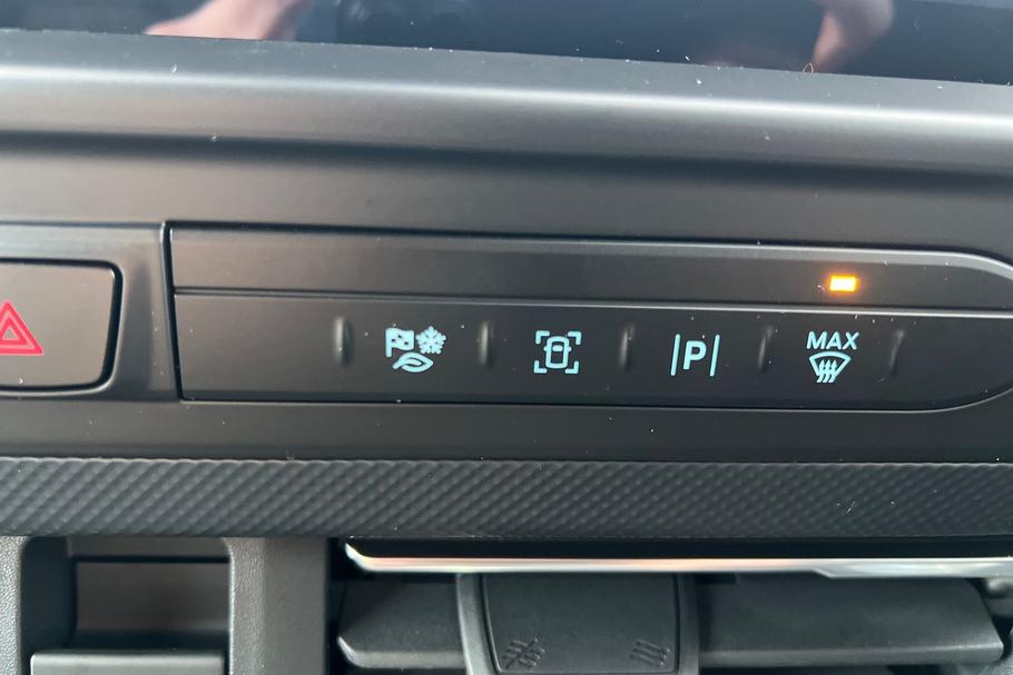 Used Ford TRANSIT CUSTOM NEWCUSTOM20 26