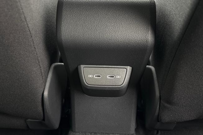 Volkswagen  Polo  Photo 23