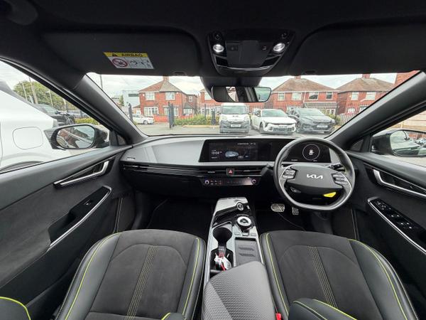 Kia EV6 77.4kWh GT Hatchback 5dr Electric Auto AWD (576 bhp) Photo 13