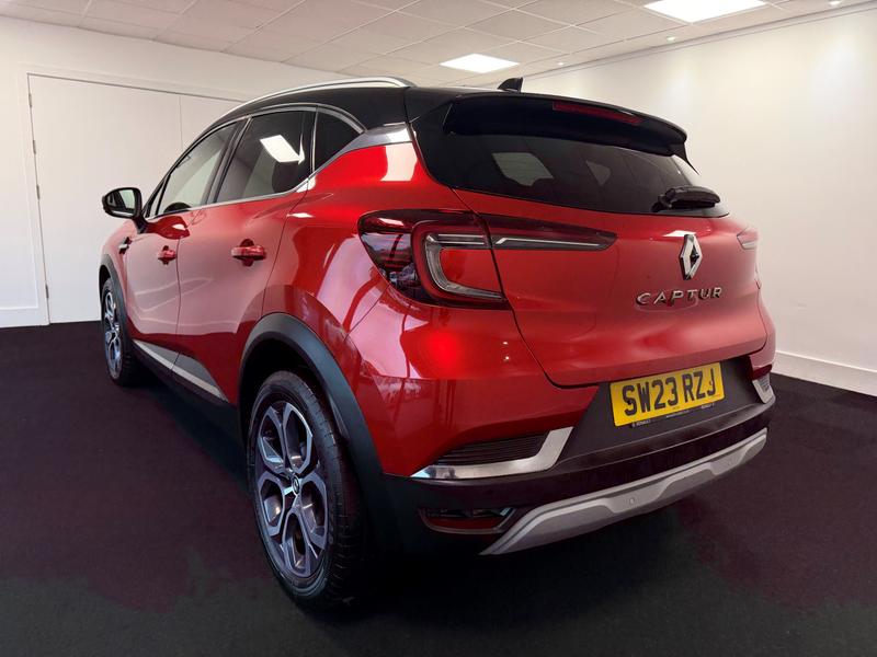 Renault Captur Photo a0492ab0-b0b9-40fe-9ed1-902e27bc7123.jpg