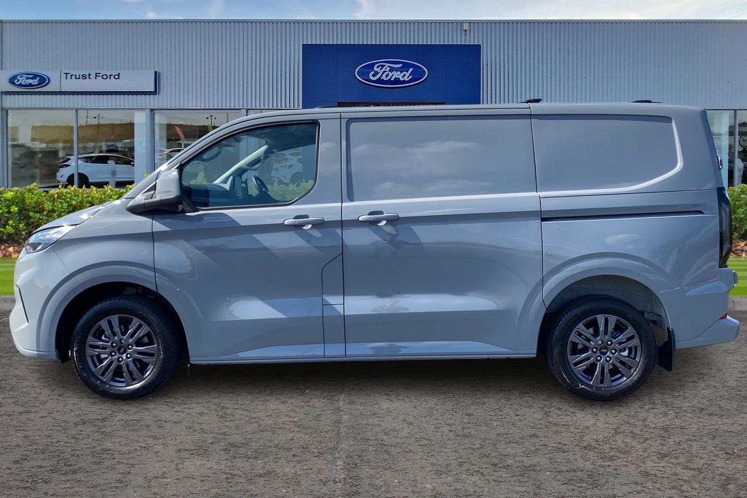 Ford TRANSIT CUSTOM Photo 5