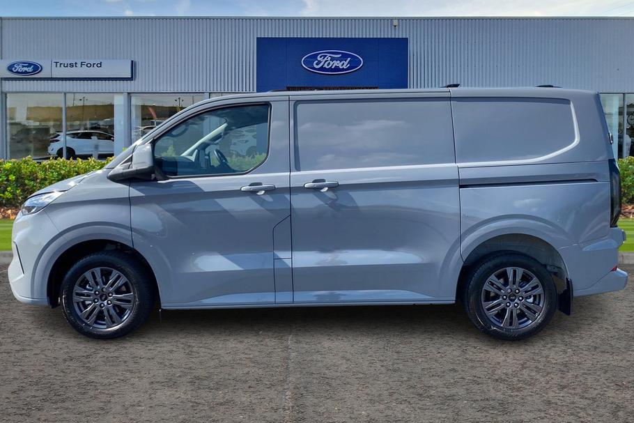 Used Ford TRANSIT CUSTOM NEWCUSTOM13 6