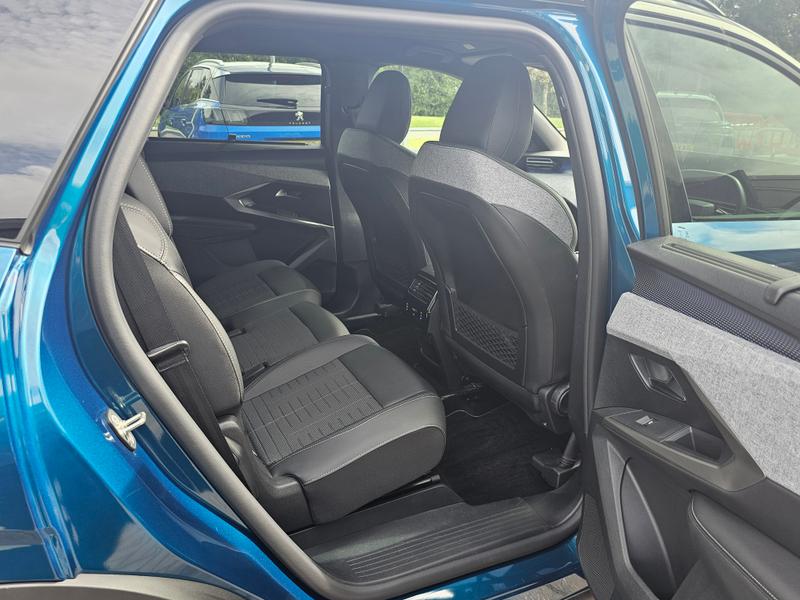 2025 25 PEUGEOT 5008