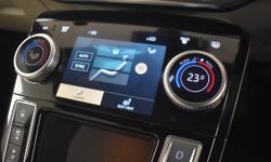 Jaguar I-PACE Photo 14