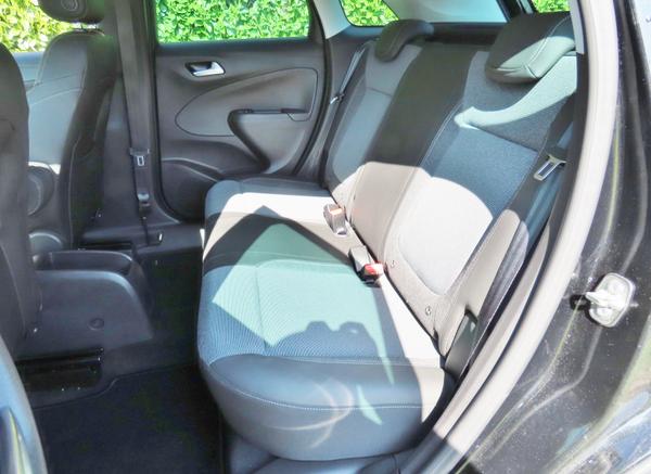 Used Vauxhall Crossland NV70SYW 13