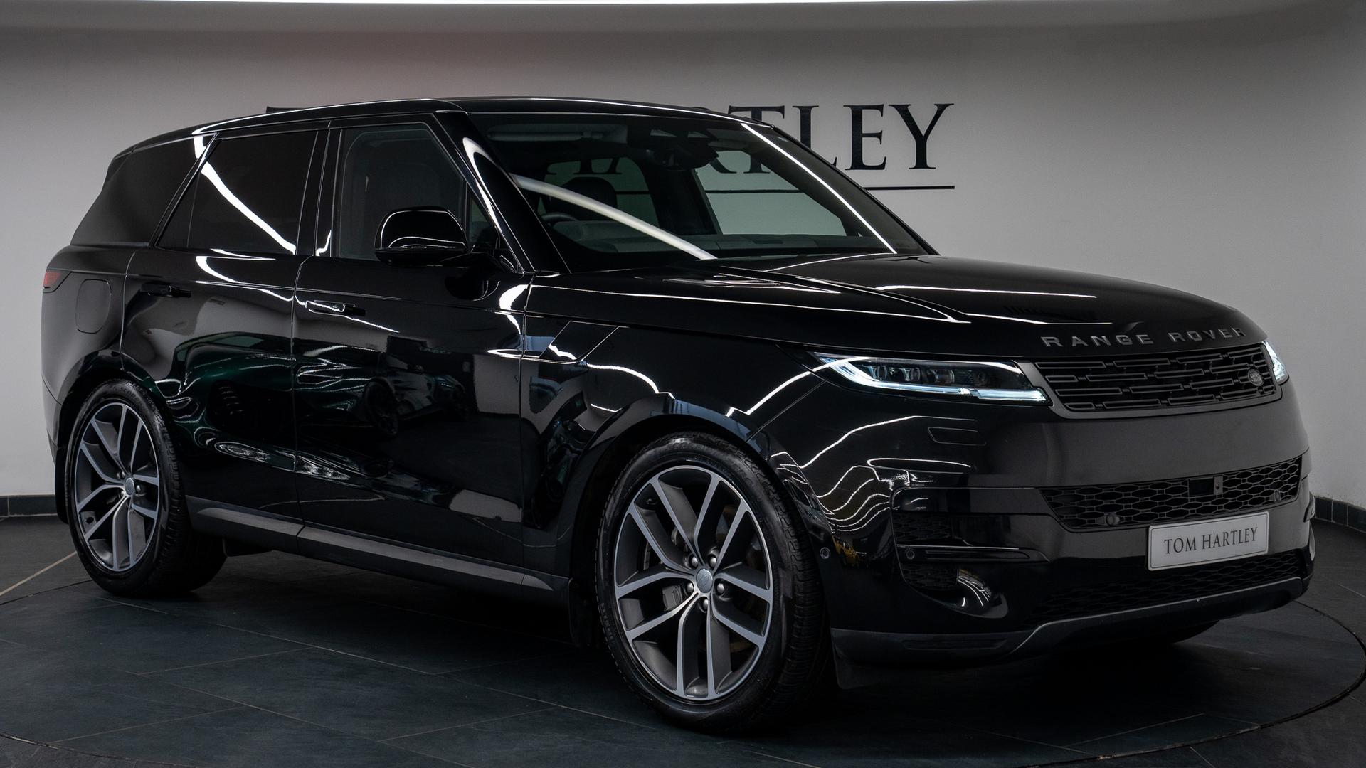Land Rover Range Rover Sport Photo a07dce12-f4f2-467f-a082-1d47356bbcb9.jpg