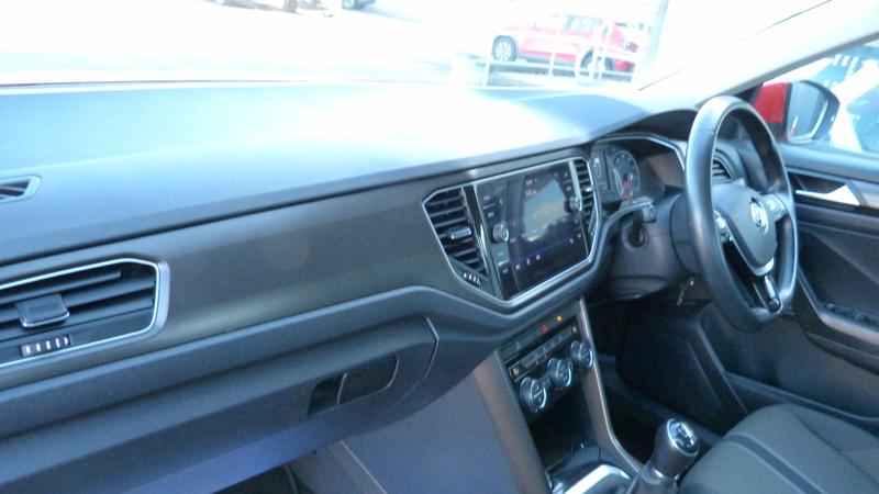2018 68 VOLKSWAGEN T-ROC