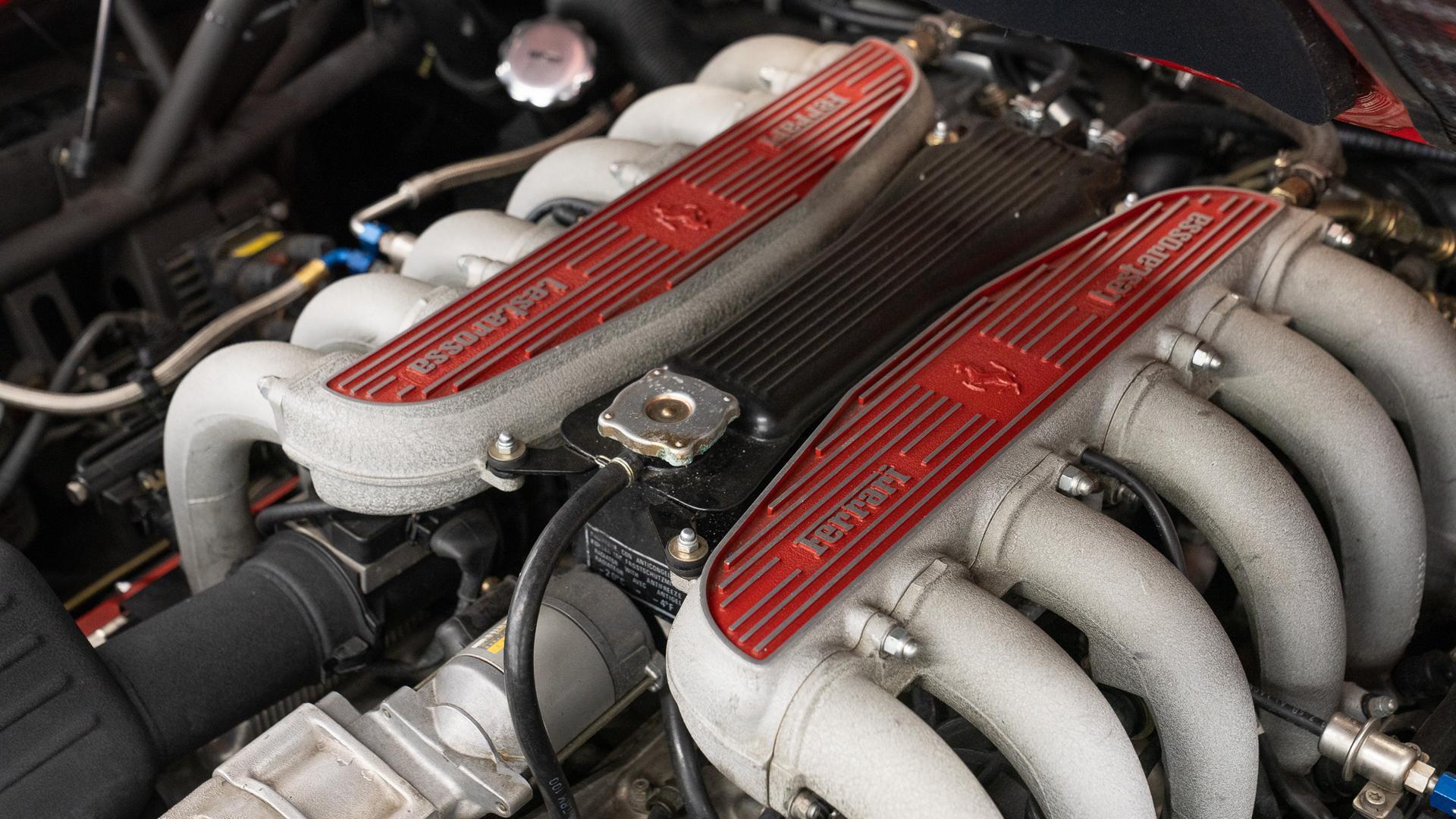 Ferrari 512 Photo a09659d1-38a1-4fff-a141-0b5c838e6e68.jpg