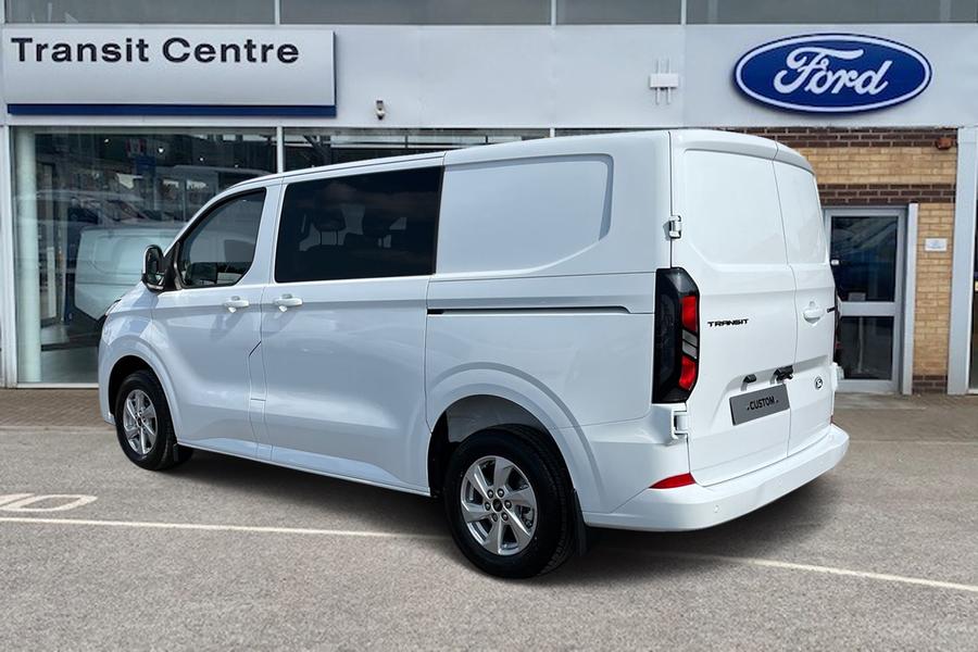 Ford TRANSIT CUSTOM Photo a09c2298-9be3-4135-8d56-4e3f847a1ae2.jpg