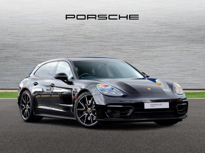 PORSCHE Panamera Photo 1