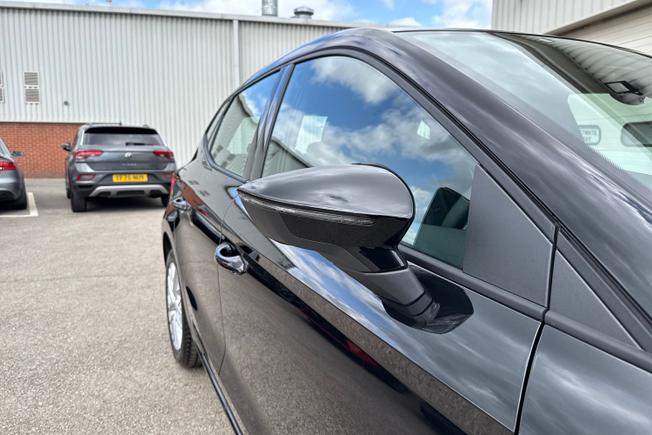 SEAT Ibiza Photo 20