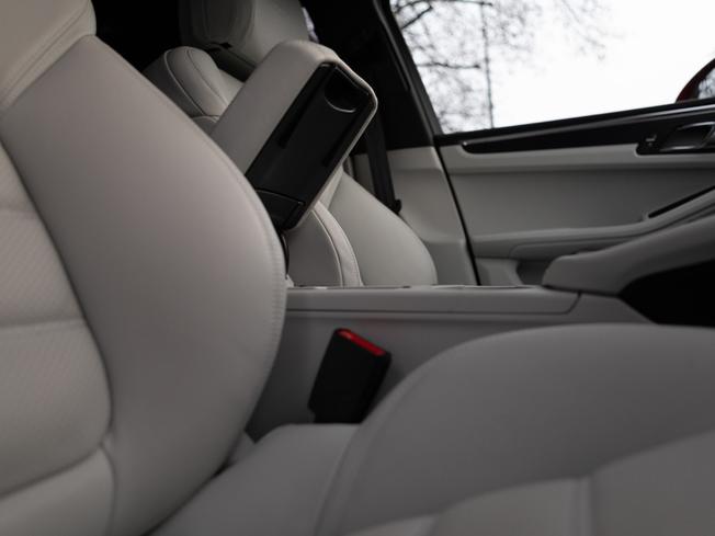 PORSCHE Macan Photo 9