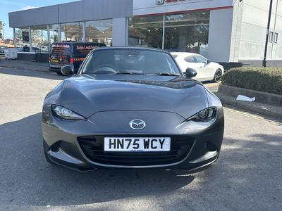 Mazda MX-5 Photo 8