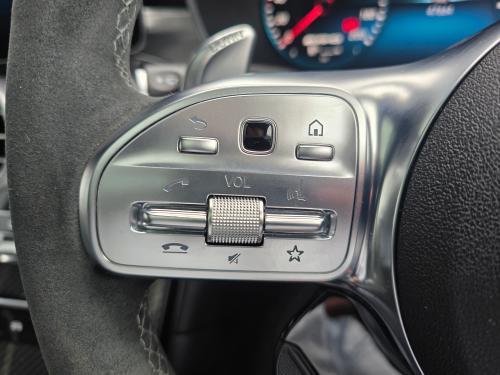 Mercedes-Benz GLC Photo a0b6f530-fdc8-4ca1-8a39-eeb98398ccd6.jpg