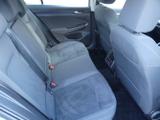 Volkswagen Golf Photo 23