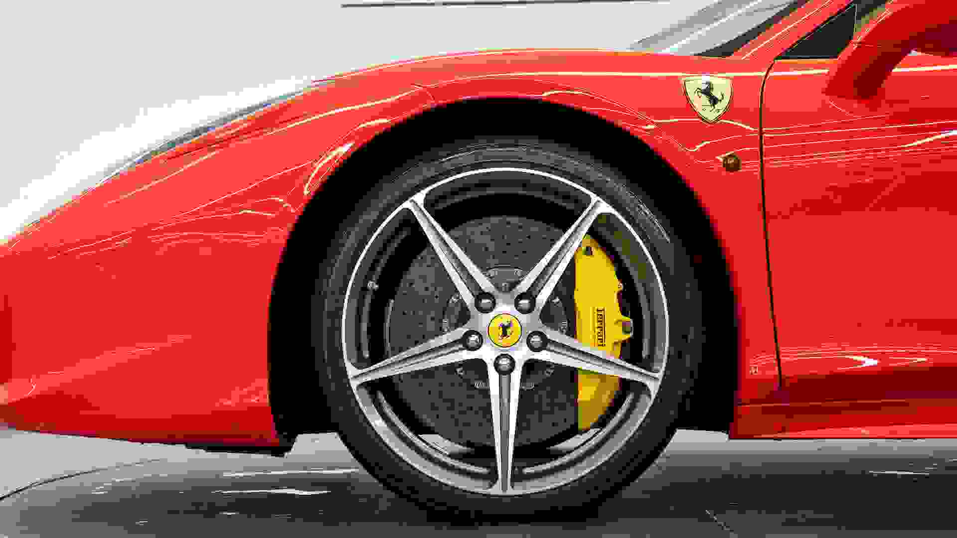 Ferrari 458 Photo a0bd2ee0-27bc-4f40-8641-a4ec7f9f22e3.jpg