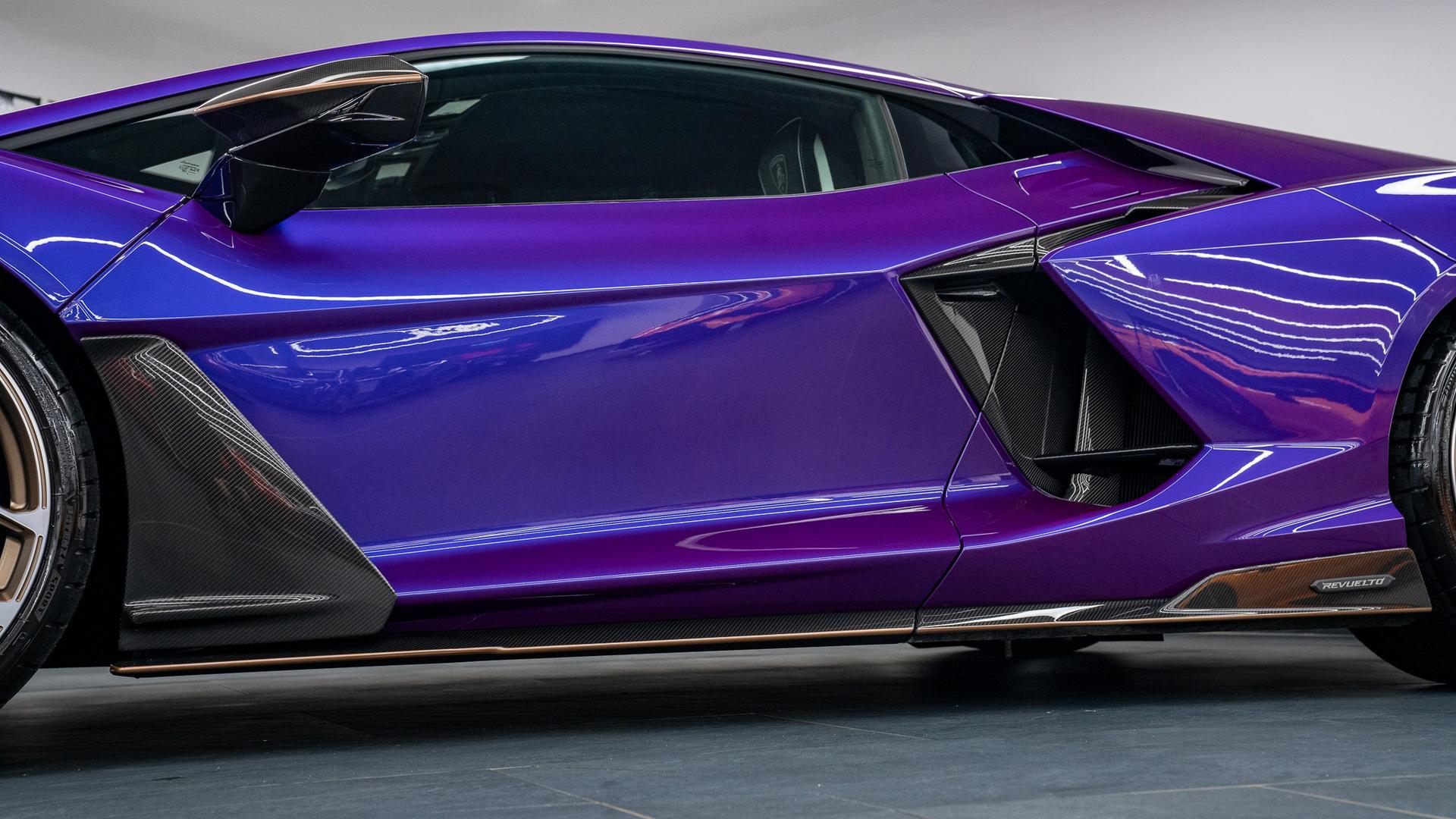 LAMBORGHINI Revuelto Photo a0ca5e34-8d78-4a8c-899f-9d9d03683c70.jpg