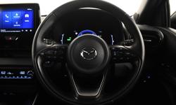 MAZDA 2 Hybrid Photo 7