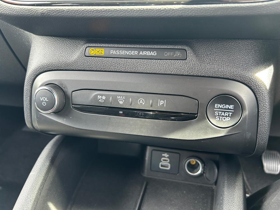 Ford Focus Photo a0cfa60c-e583-4ef4-ac76-10d88a58fb0e.jpeg