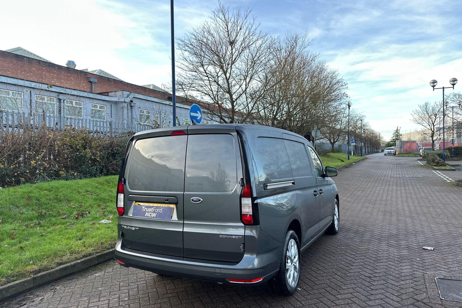 Ford TRANSIT CONNECT Photo 6
