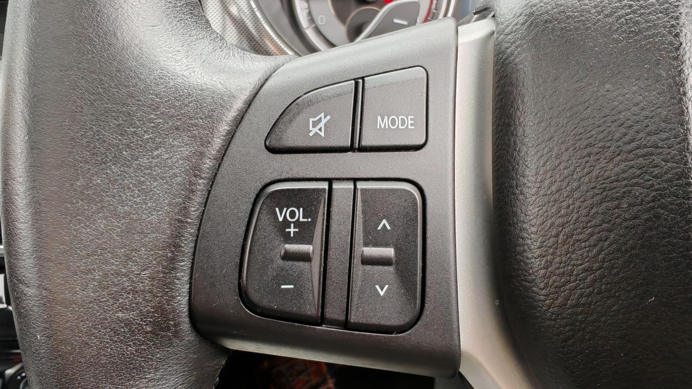 Used Suzuki Vitara BF19XXV 34
